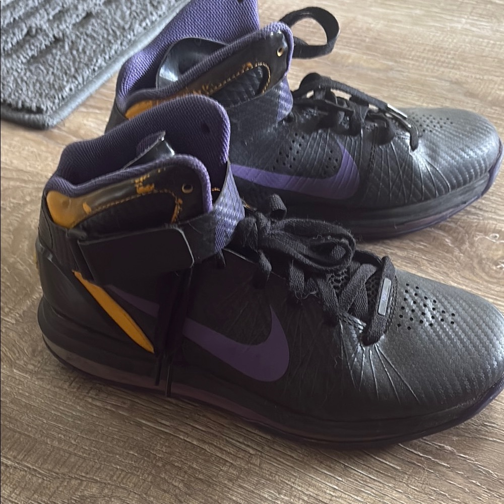 Nike Black and Yellow HyperDunk High Top Basketball Shoes